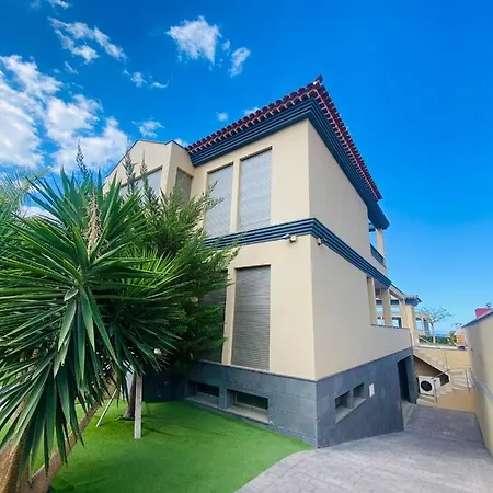 Villa Luxes The Madronal Costa Adeje Pool Private Heat * アデヘ
